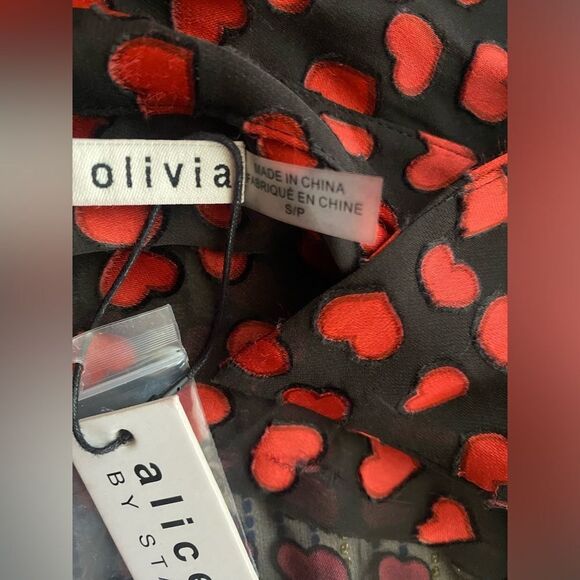 Alice + Olivia Shirt Womens Silk Small Black Red Hearts Printed Long Sleeve NWT - Picture 9 of 13